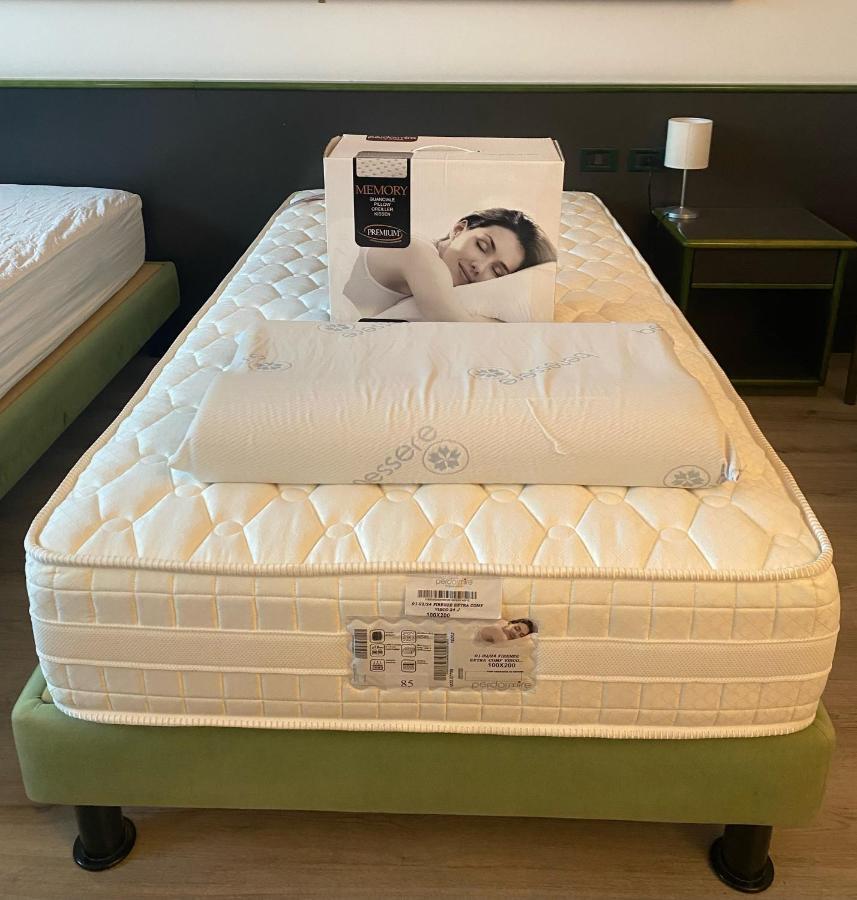 Green Hotel Poviglio  エクステリア 写真