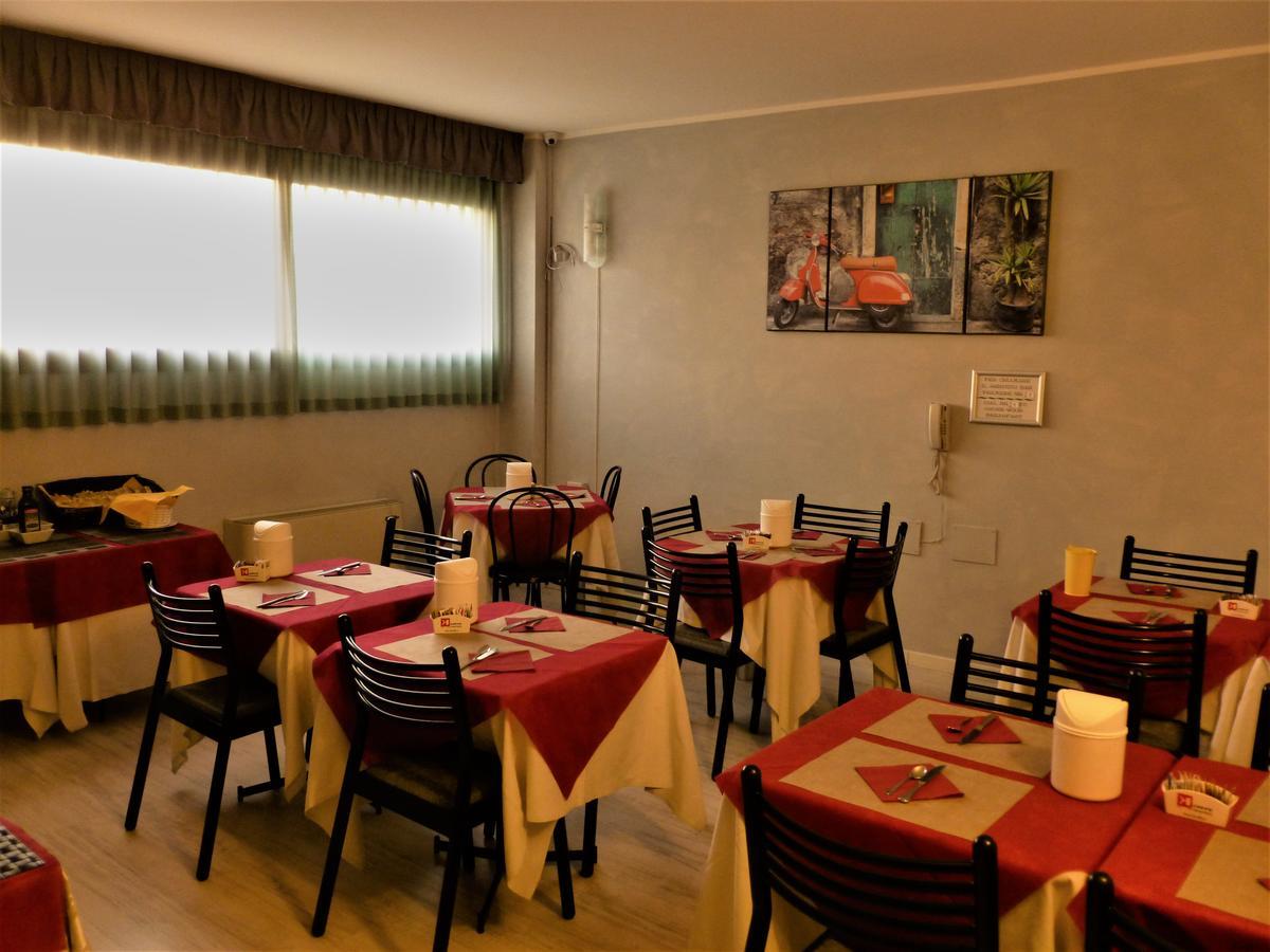 Green Hotel Poviglio  エクステリア 写真