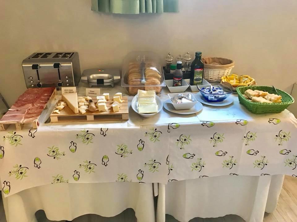 Green Hotel Poviglio  エクステリア 写真