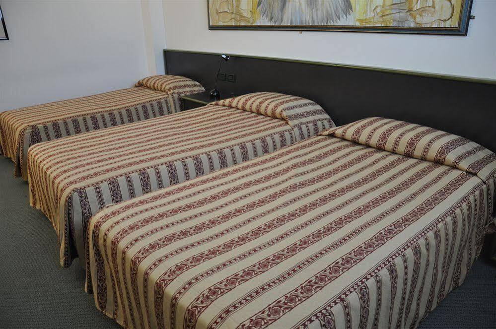 Green Hotel Poviglio  エクステリア 写真